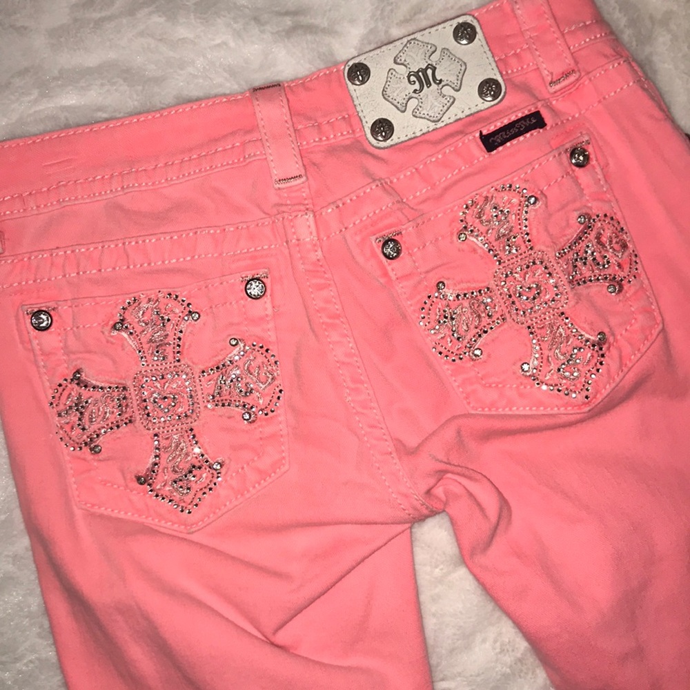 Coral Miss Me jeans